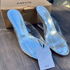 Transparent vinyl wedge heels